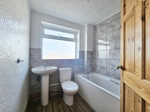 Photo 1- click for photo gallery